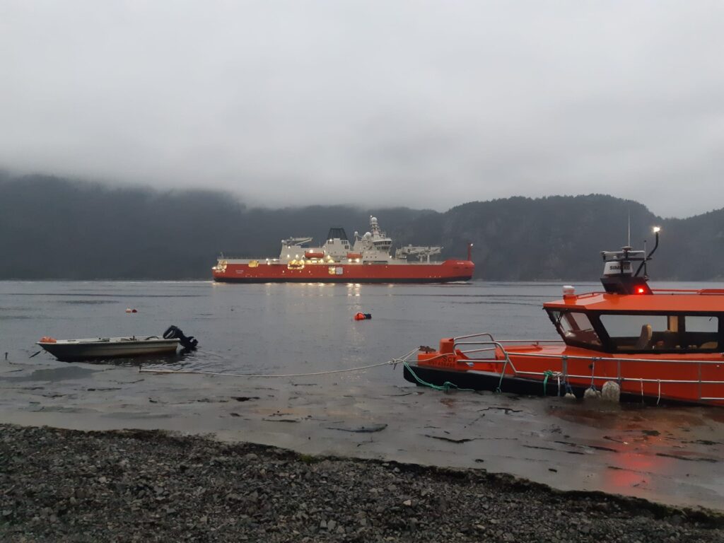 Onderwatergeluidsmetingen in Fedafjorden Noorwegen
