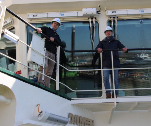 Maarten en Izak aan boord van RSV Nuyina
