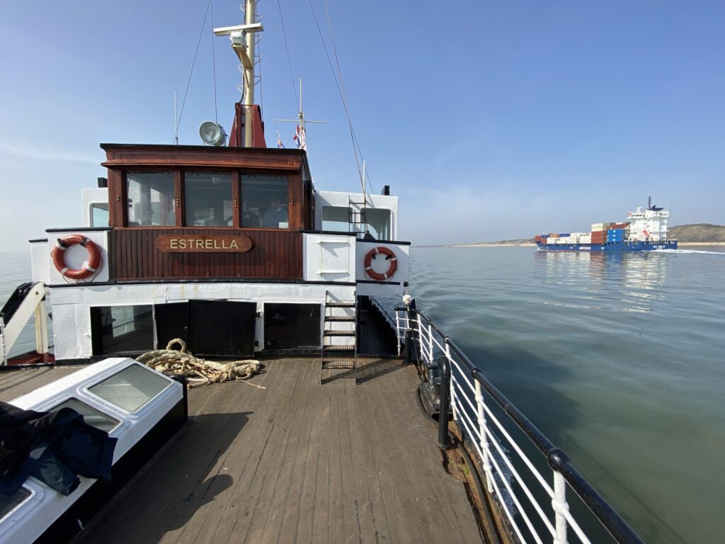 Destination: Vlissingen. The Koningin Emma off the coast of Walcheren on her way to Vlissingen. Photo: PSDnet.nl