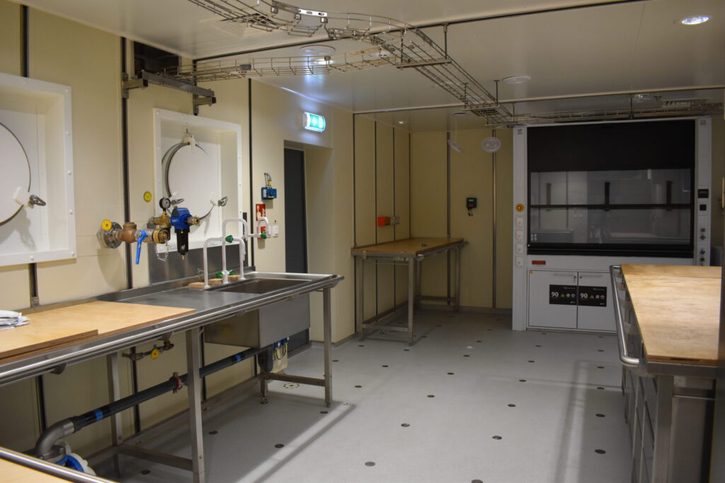 Bouter also supplied the high-tech laboratory on RSV Nuyina.