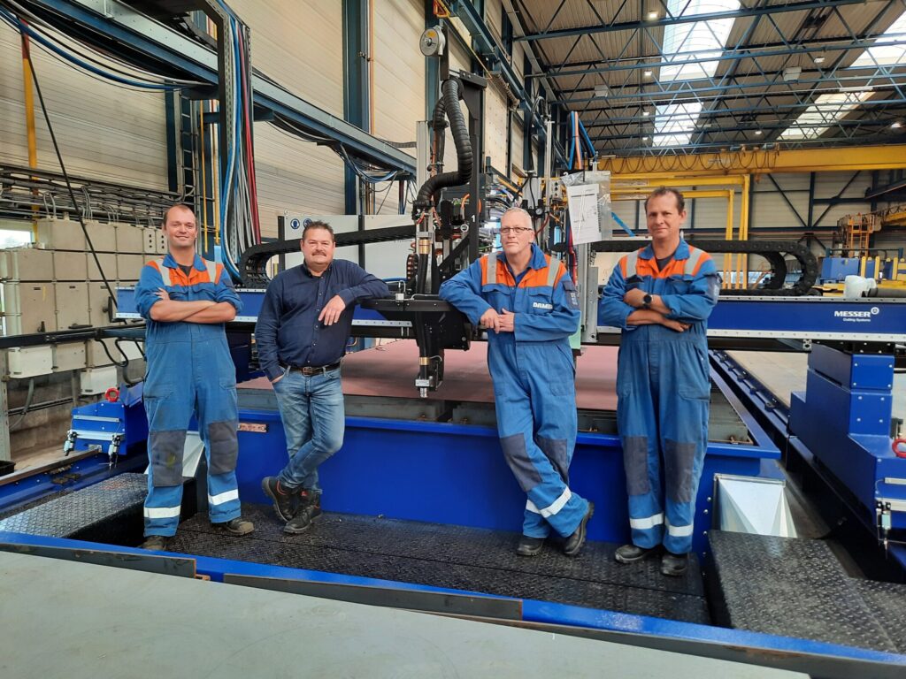 The team of (from left) Dennis de Jonge, Ronald de Baar, Wolfgang Koelhuis and Sandy Hubregtse is ready for the first project: cutting the steel for a Yacht Support Vessel.