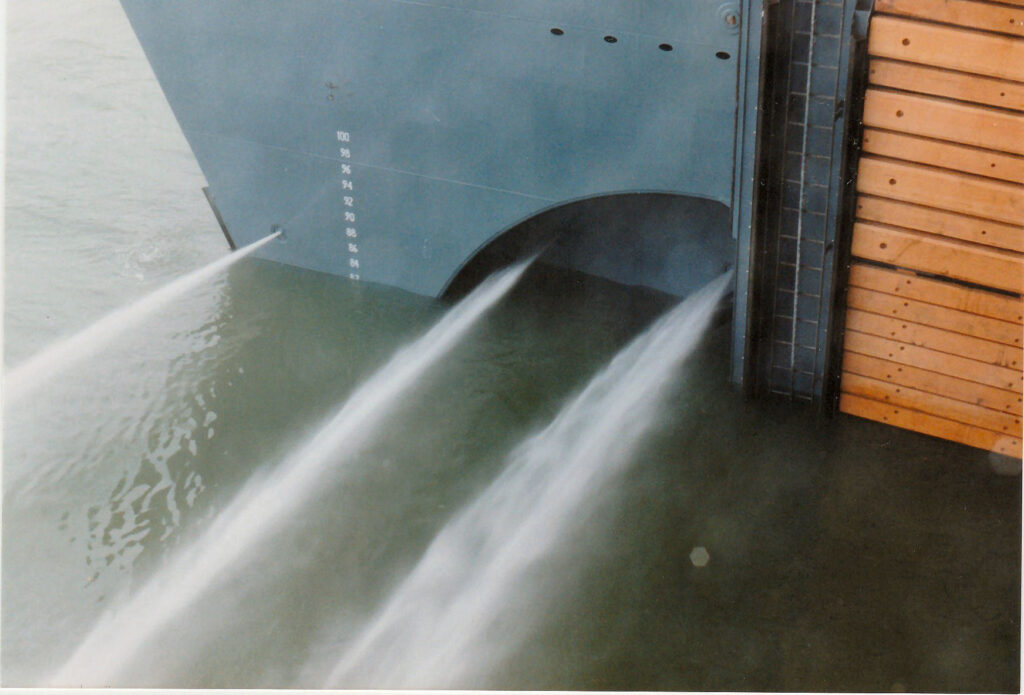 Designed by Engineer Roel Sinke, the underwater jets keep the amphibious ships away from the edges when entering the flooded inner dock.