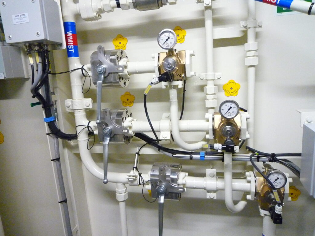 The system uses thinner pipes than a sprinkler system, which means you need less space on board.