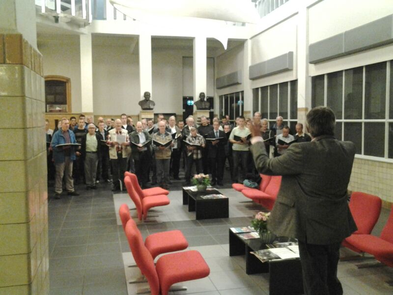 Conductor Jan has performed with one of his choirs in the entrance hall at the Head Office.