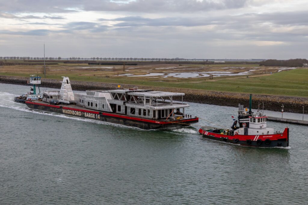 The superstructure was transported by boat on Dutch inland waterways.