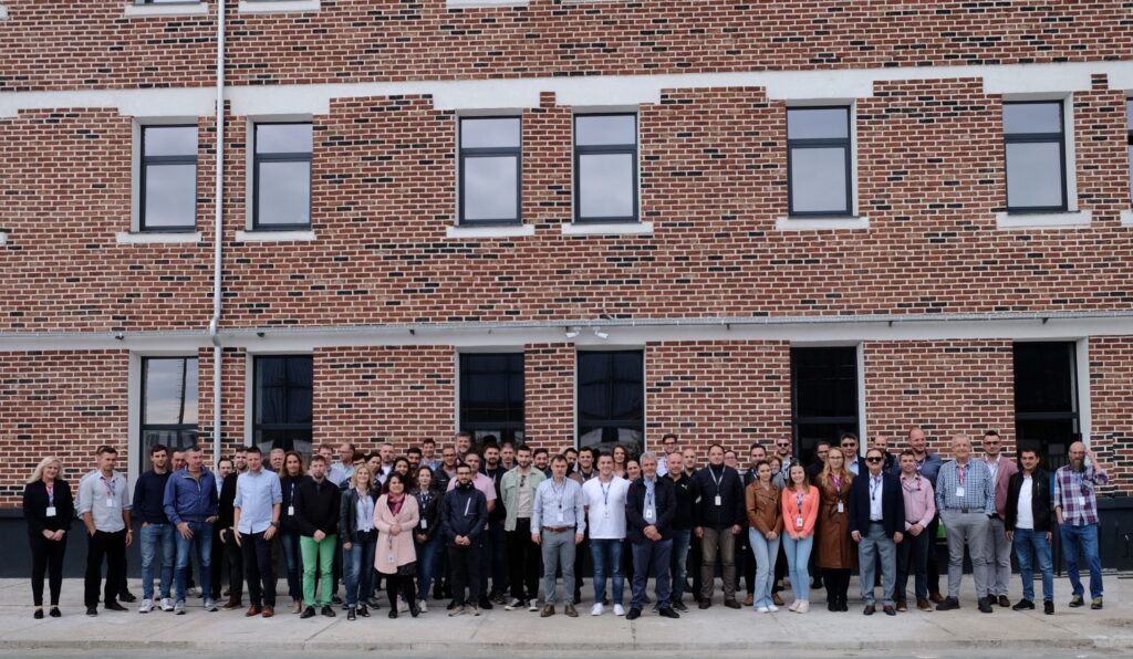 MEGA’s team of (detailed) engineers and representatives from Damen Naval in front of the newly-opened offices.