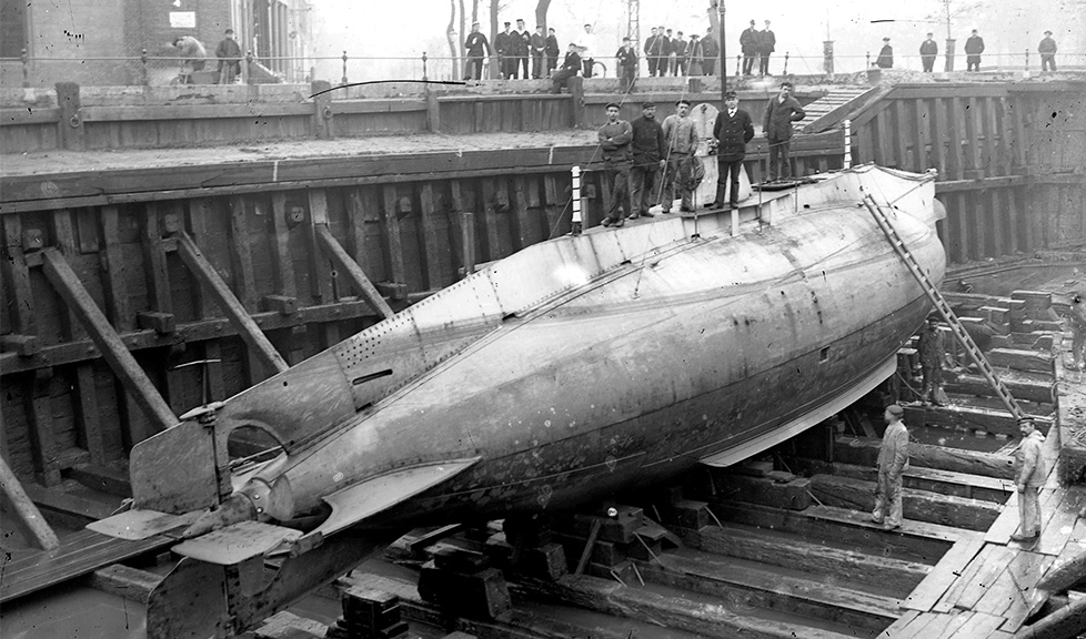 Tussen 1906 en 1940 werden er 20 onderzeeboten gebouwd op onze werf in Vlissingen. De eerste was de O.1 gebouwd in 1906.