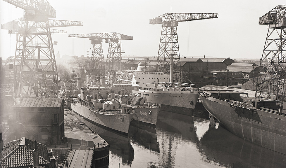 Hr.Ms. Noord-Brabant (D810) was een Nederlandse onderzeebootjager die in juni 1955 in dienst is gesteld en in 1974 uit dienst.