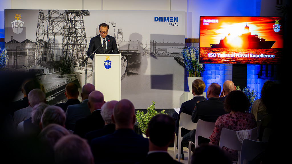 Damen Shipyards Group CEO Arnout Damen roemde de vele iconische schepen gebouwd door De Schelde en Damen Naval.