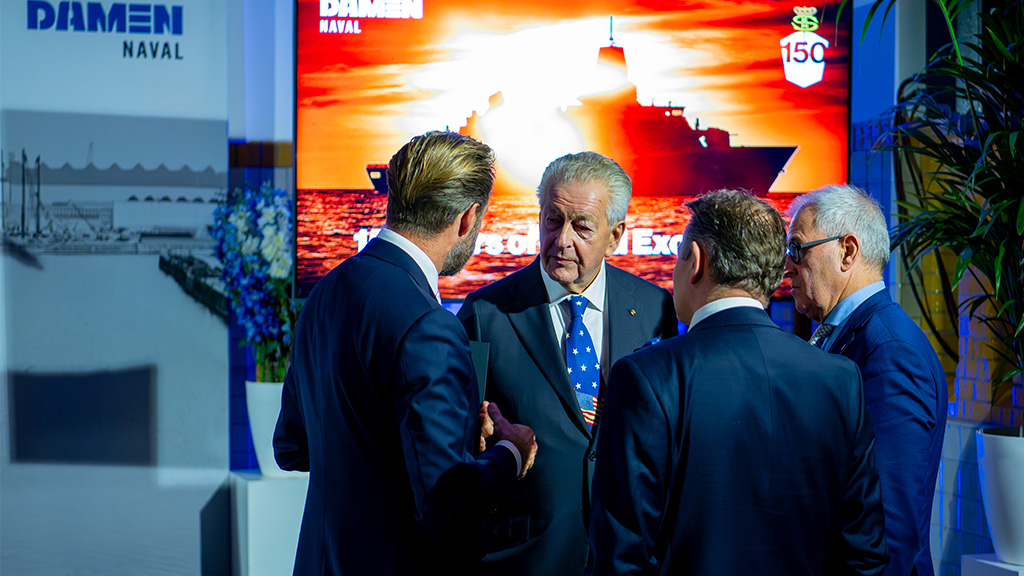 Kommer Damen in gesprek met Hugo de Jonge.